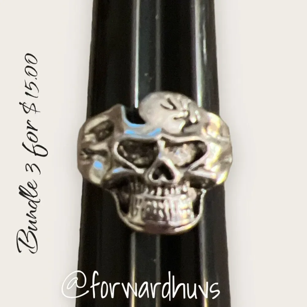Bundle Sale 3 for $15 | Silver Tone Skull Ring Size 10